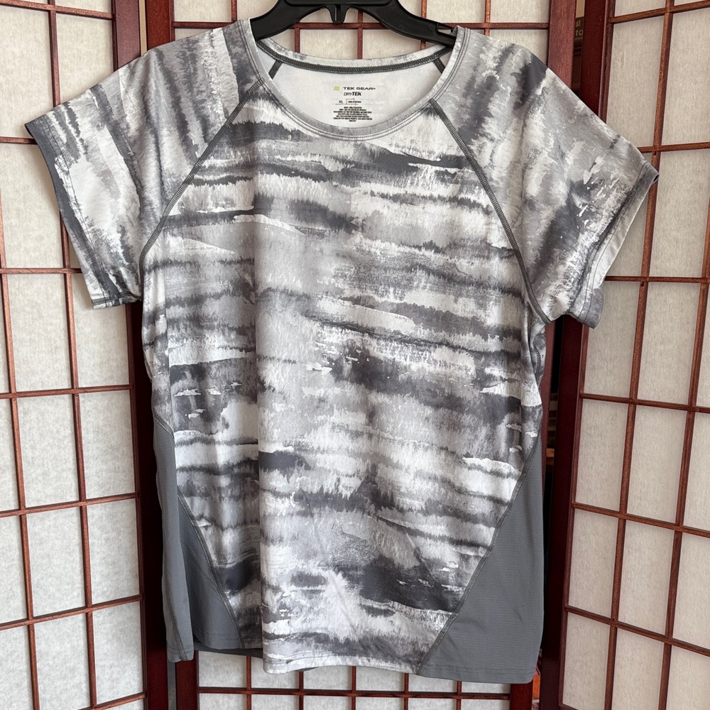 Tek Gear Gray & White Women's Top, size XL